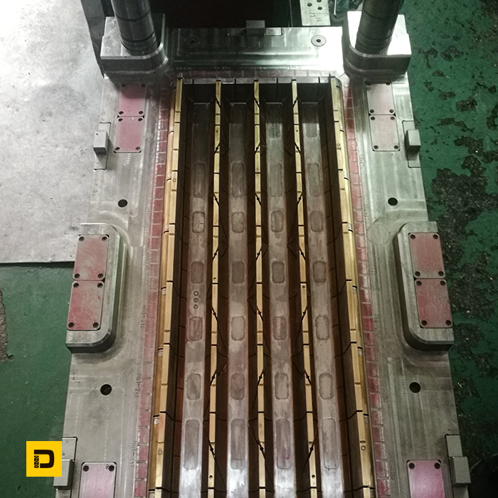 Core Tray Mould